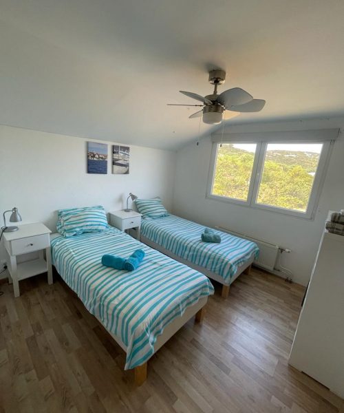 03c209d5-21ba-42f2-afe7-efa6cc6710f7